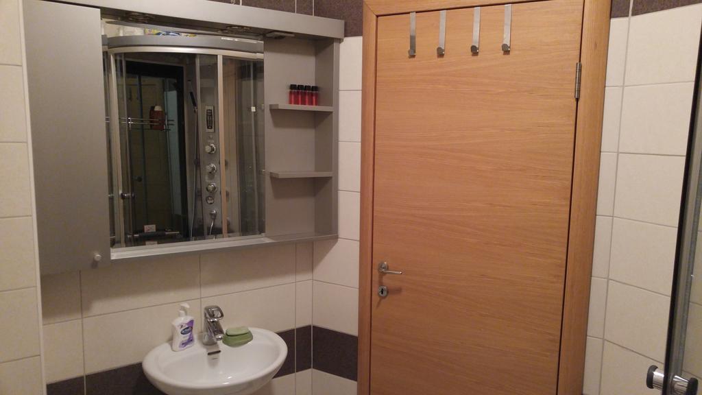 Apartman Snow White ノヴィ・サド エクステリア 写真
